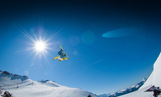 Jak dobrać wiązania do deski snowboardowej?