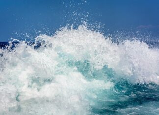 Jak rozbić za ciasne adidasy?